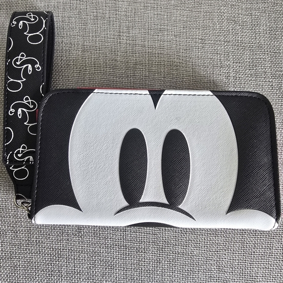 Disney Mickey Mouse Cell Phone Wallet Wristlet Case Black White Red - Picture 1 of 5